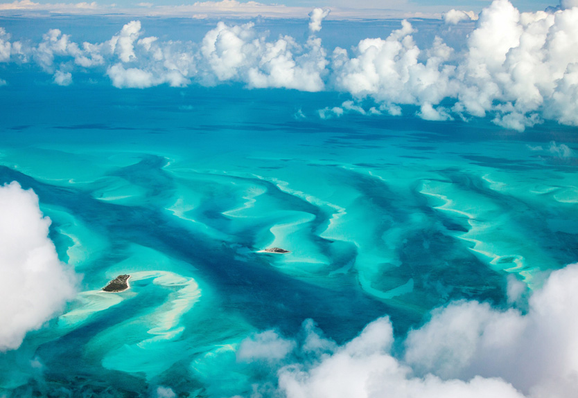 Reach the Bahamas from Miami by Helicopter Charter