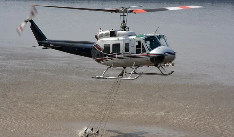 Bell UH Huey : Helicopter Lift Services