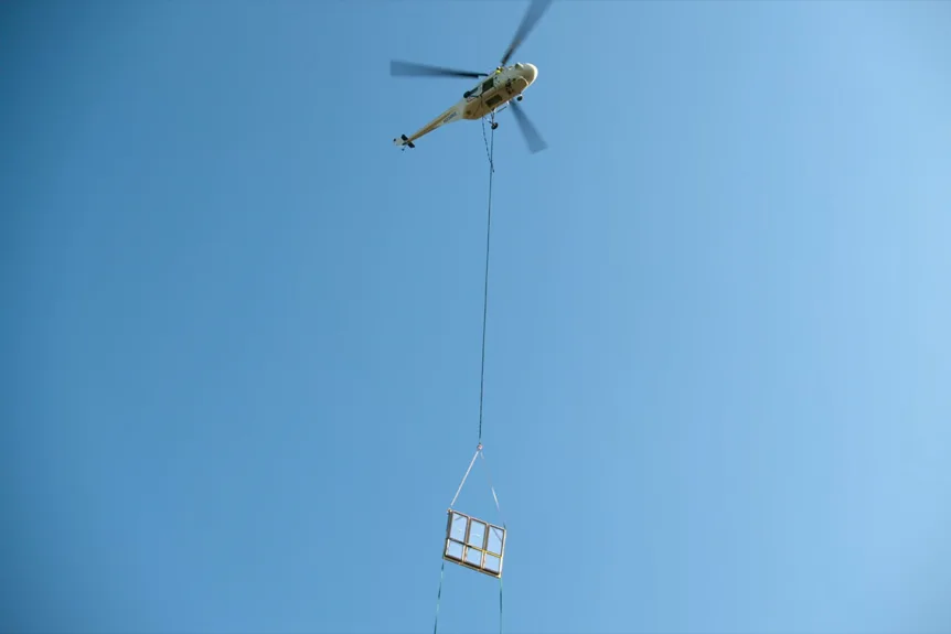 Instant Dream Home Skylight Helicopter Lift