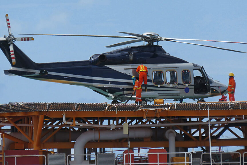 Helicopter Salvage Recovery: Rapid Response for Challenging Situations