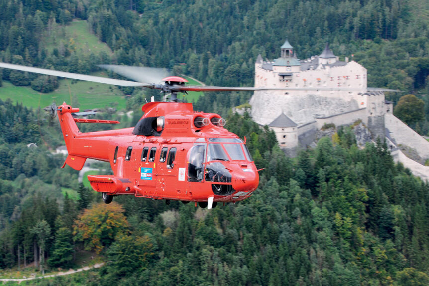 Airbus H215 (Super Puma): Heavy-Lift HVAC Helicopter | Photo: airbus.com
