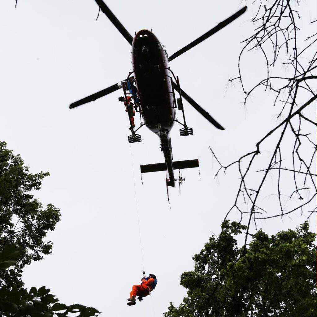 Mn Heli Minnesota State Patrol Helicopter Debut Showcases Rescue Ready Trooper ...