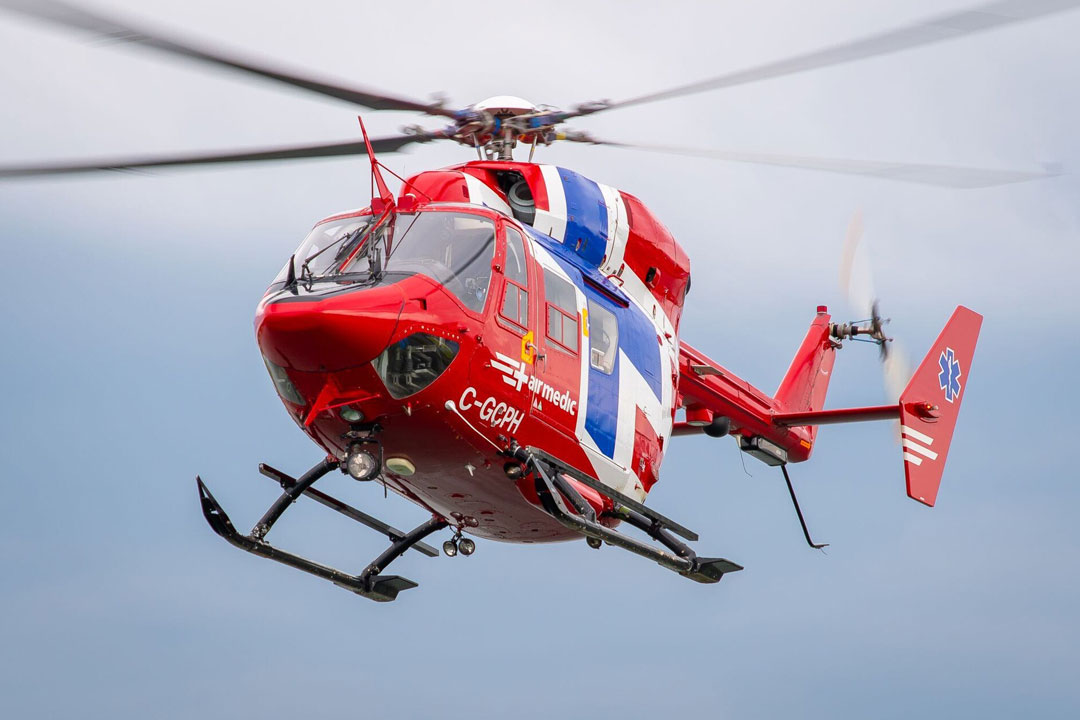Airmedic BK117 B2 in flight | Photo: Heyiamdead