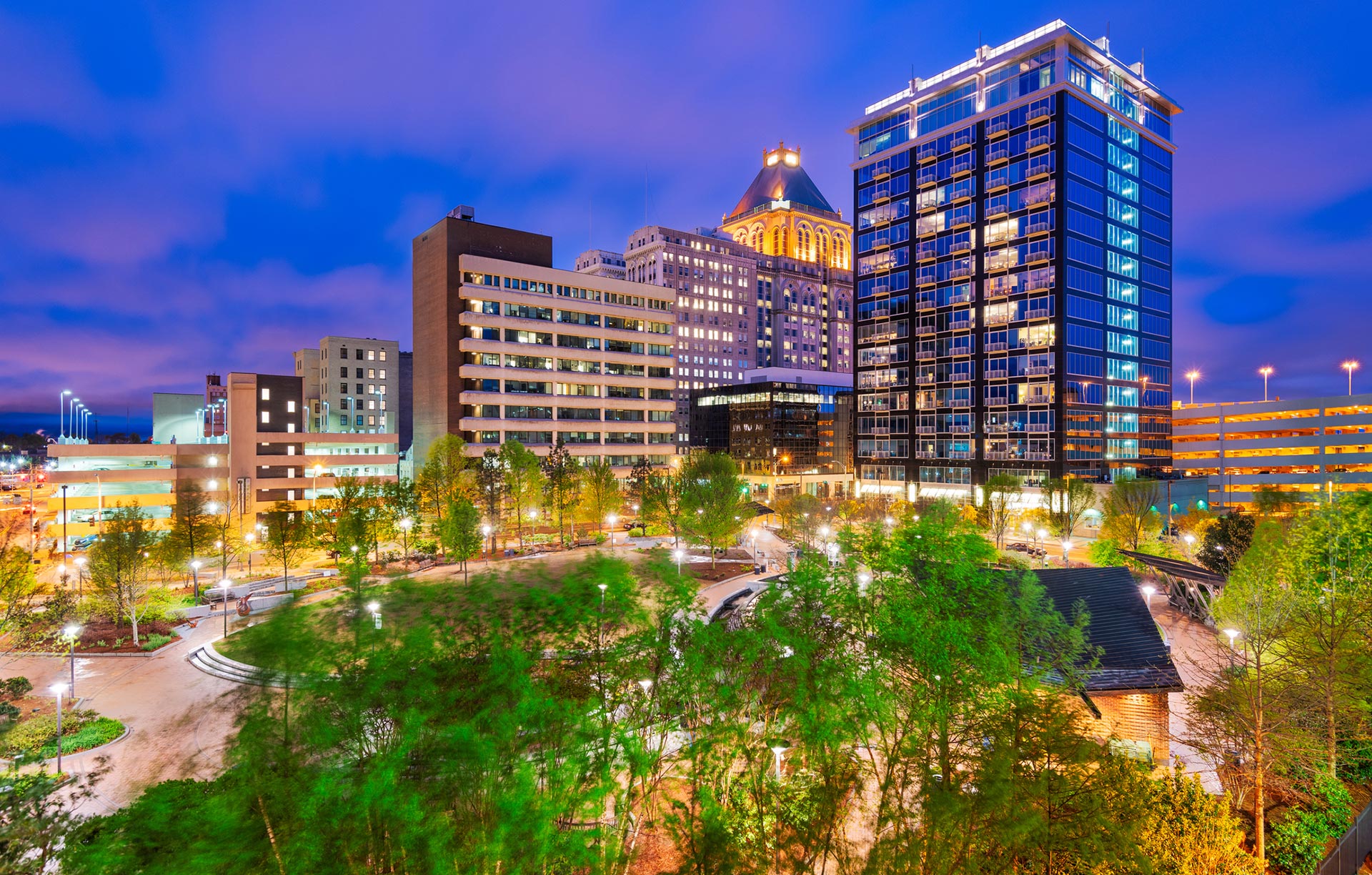 SAFE, SIMPLE AND RELIABLE HELICOPTER LIFT SOLUTIONS