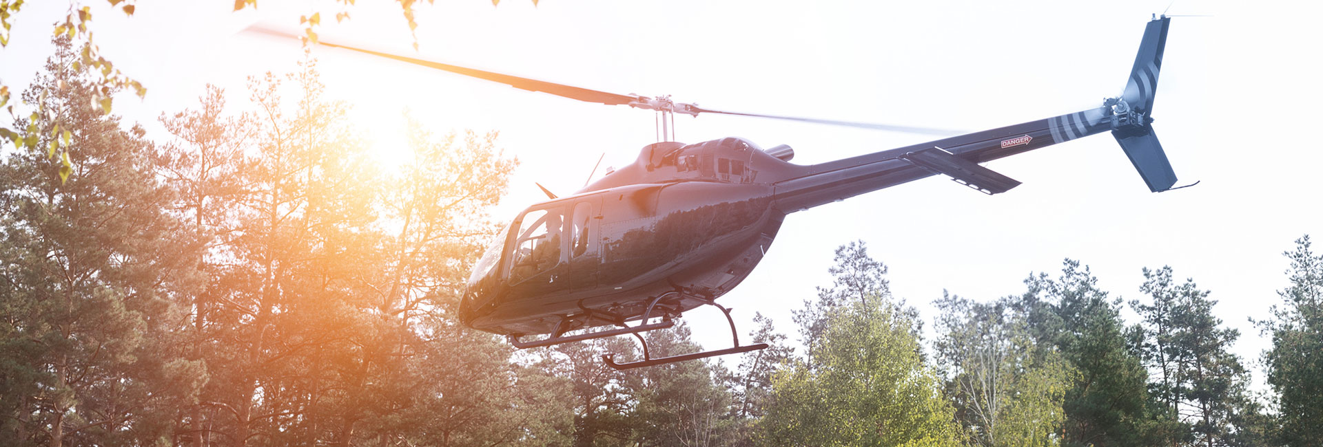 SAFE, SIMPLE AND RELIABLE HELICOPTER LIFT SOLUTIONS
