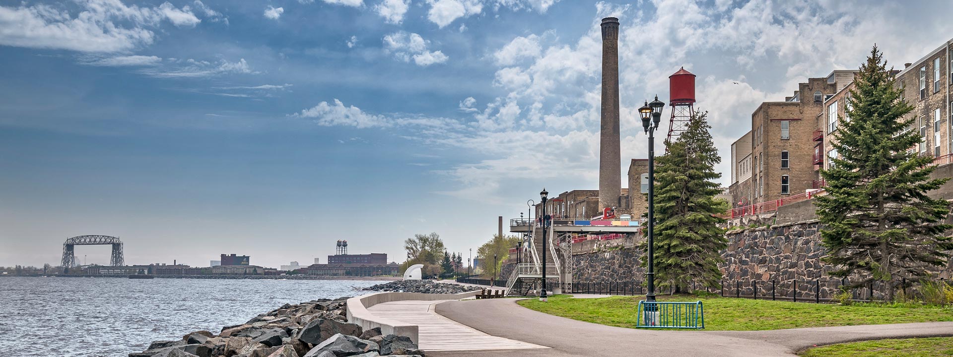 How Duluth Benefits from Helicopter Lift Services