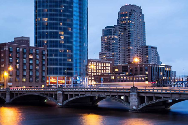 How Helicopter Services Benefit Grand Rapids Industries