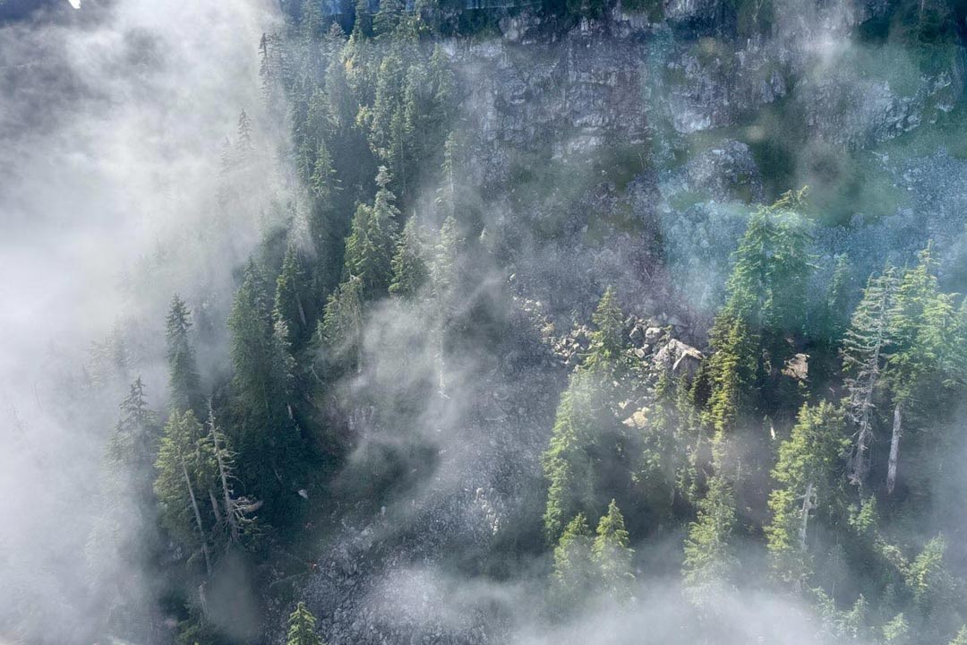 Clouds clearing during the rescue | Photo: facebook.com/NorthShoreRescue