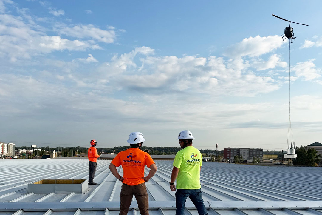 Featured image for “West Memphis HVAC Installation by Fair Lifts Utilizes Robinson R66 Helicopter”