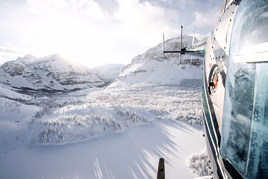 Winter Helicopter Operations: Inside the Safety, Strategy, and Science of Cold Weather Flying