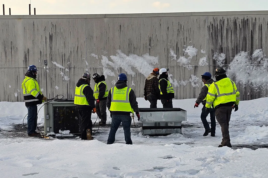 From Rooftop Removal to Replacement: Helicopter HVAC RTU Lift in Action