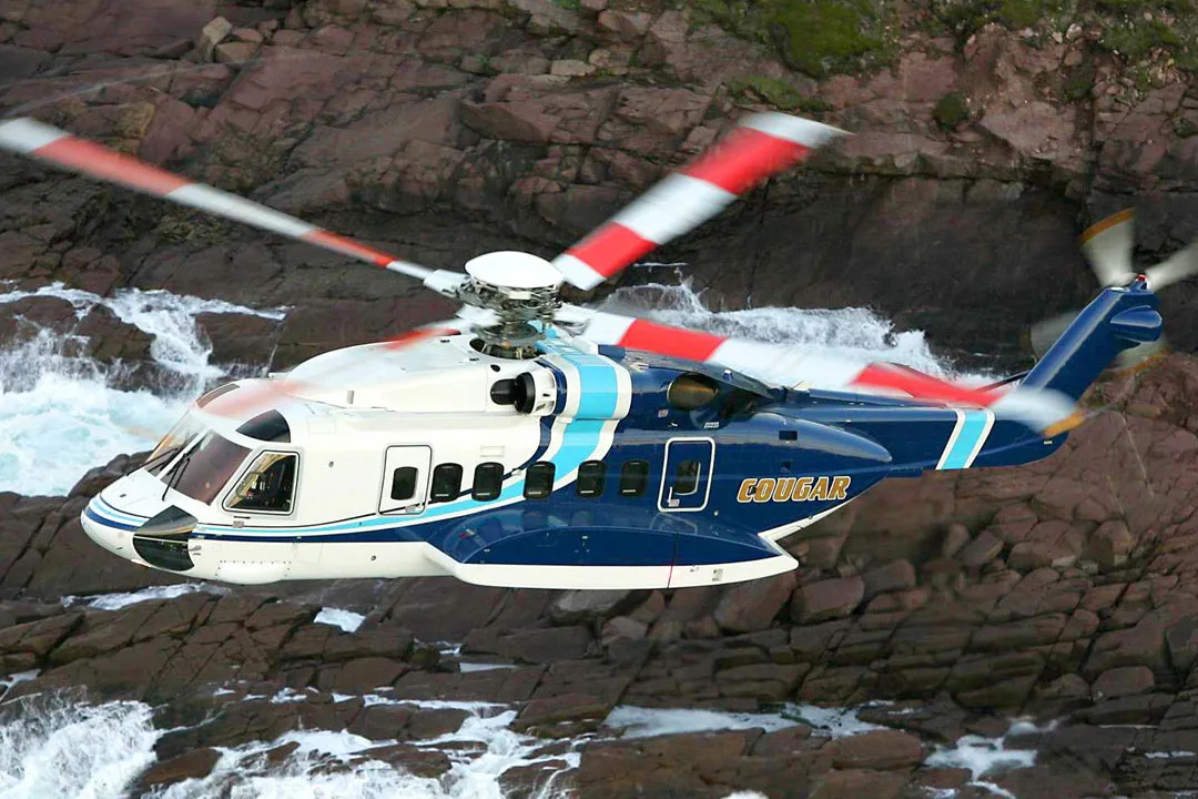 Sikorsky S-92 heavy helicopter performing offshore transport mission | Photo: lockheedmartin.com