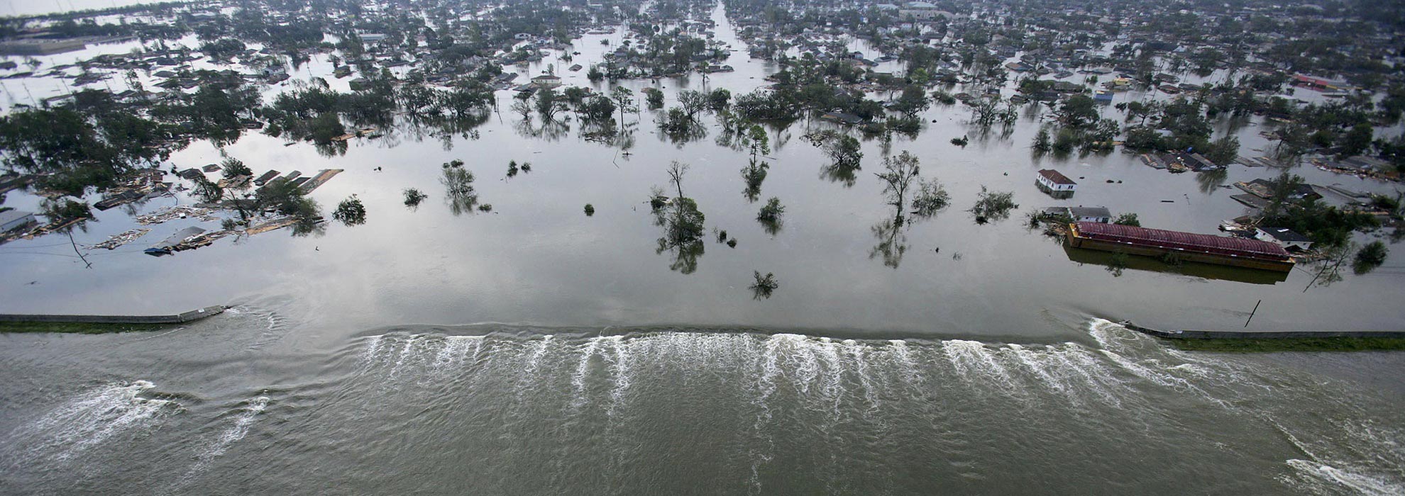THE BENEFITS OF HELICOPTERS DURING A NATURAL DISASTER