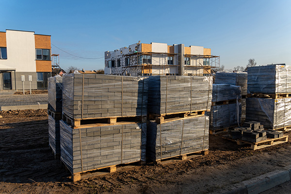 CONSTRUCTION MATERIALS & EQUIPMENT
